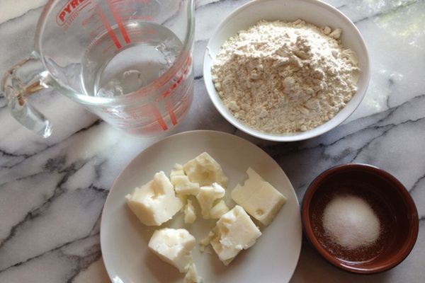 Как приготовить слоёное тесто в домашних условиях: лучшие рецепты